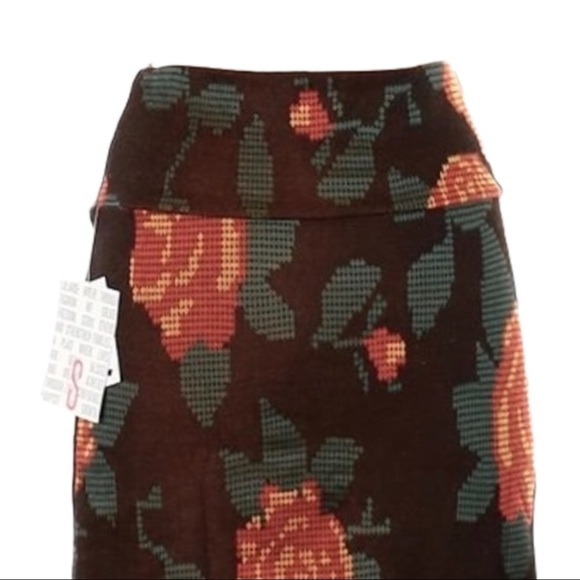 LuLaRoe Cassie Skirt Small Brown Pixel Rose Floral Print Stretch Pencil NWT - Picture 3 of 8